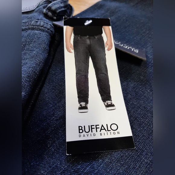 Buffalo Mens Jeans ~ Size 46x32 ~ Darkwash - Picture 2 of 3